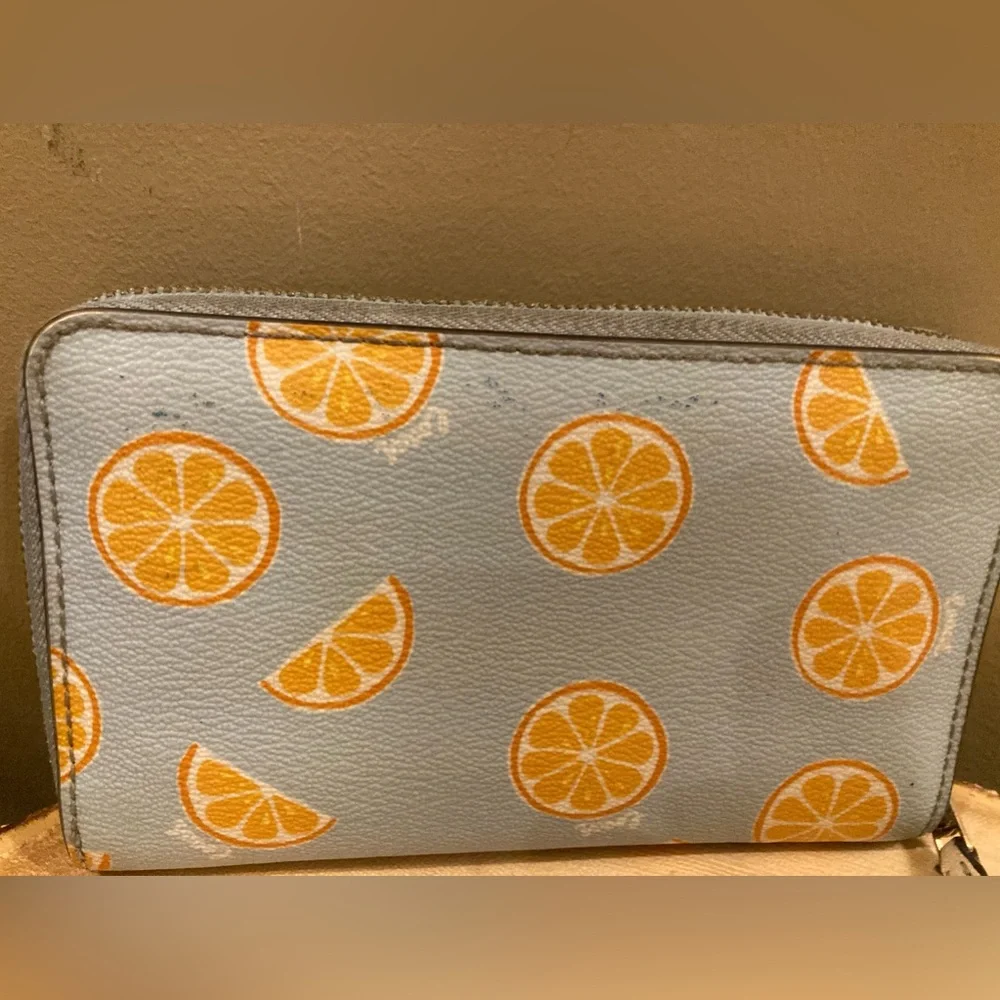 Coach Medium Zip Around Wallet Orange Slice Print‎ Leather Blue Orange